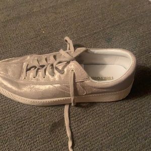 Tretorn shoes. Barely worn. Cute color!